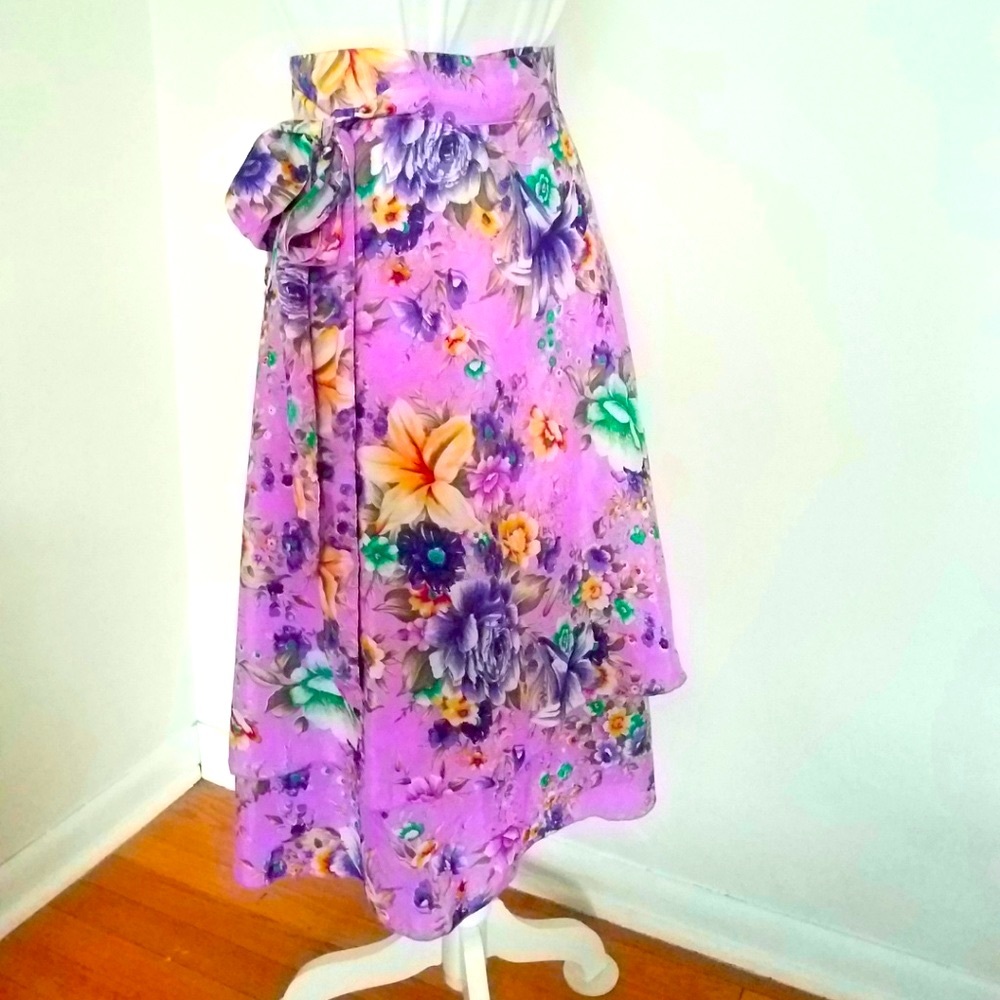 Beautiful Floral layered Silk Wrap Skirt S/M
